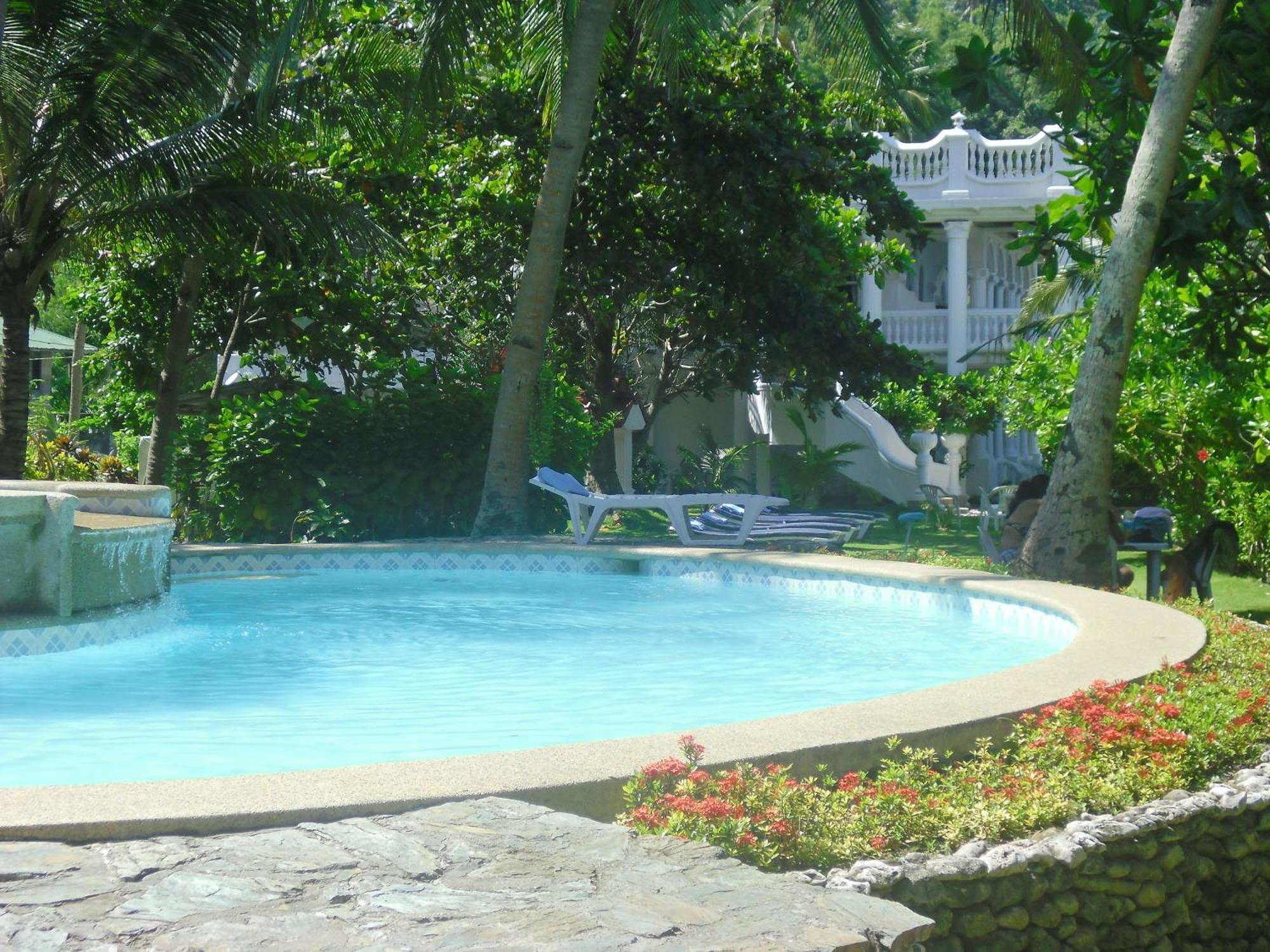 Blue Crystal Beach Resort Puerto Galera Kültér fotó