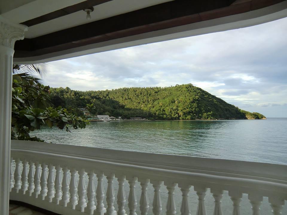 Blue Crystal Beach Resort Puerto Galera Kültér fotó