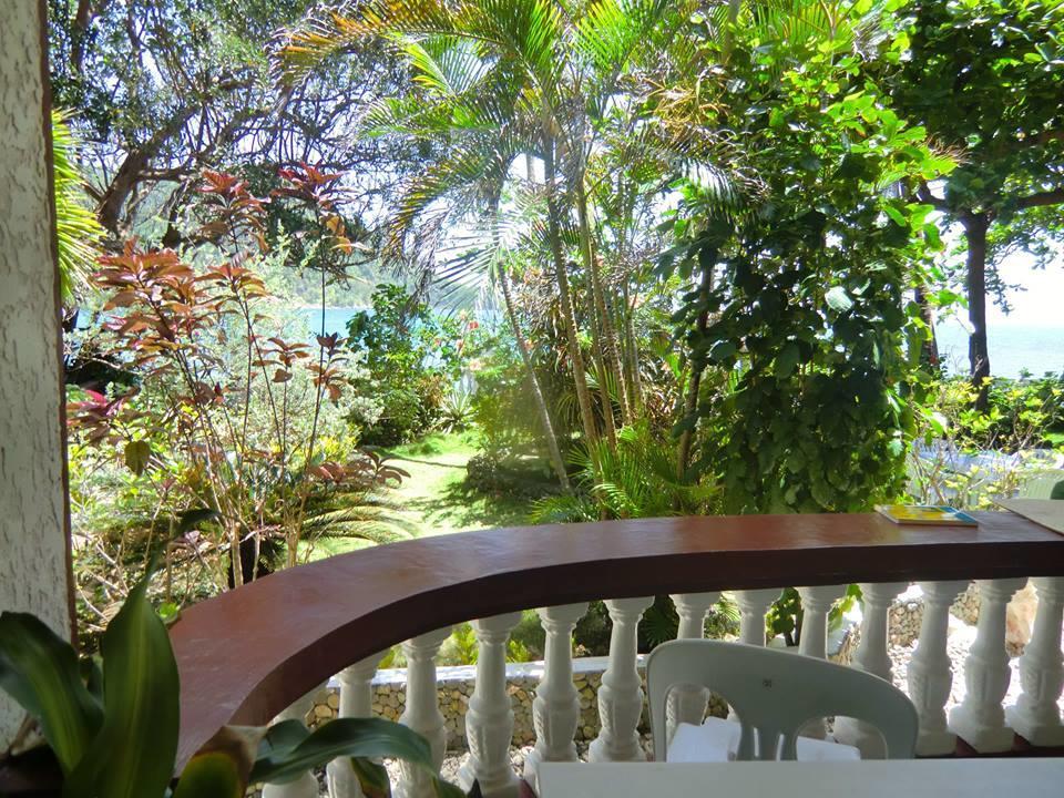 Blue Crystal Beach Resort Puerto Galera Kültér fotó