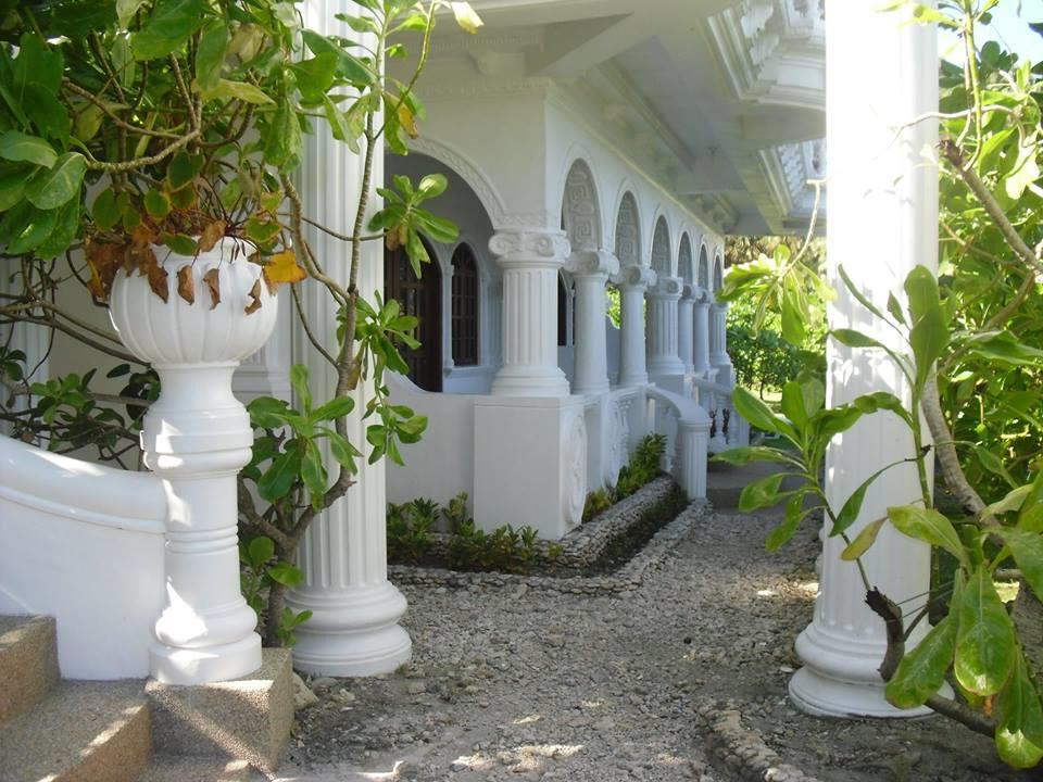 Blue Crystal Beach Resort Puerto Galera Kültér fotó