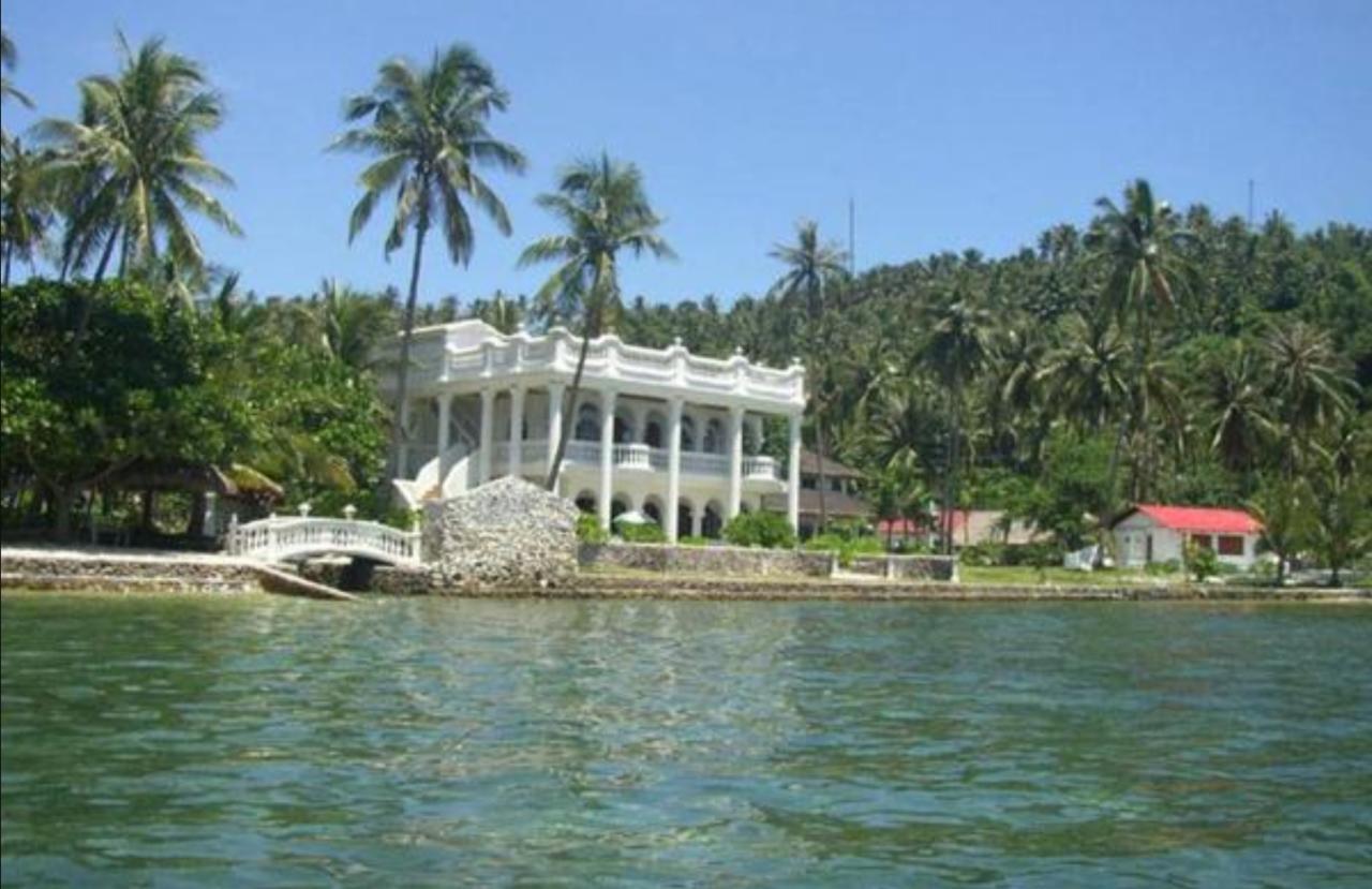 Blue Crystal Beach Resort Puerto Galera Kültér fotó